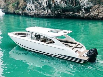 Ocean Pearl 42 – private yacht charter Phuket