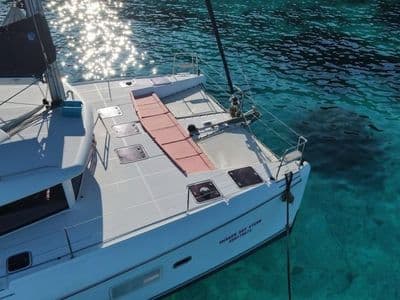 PEACHES Lagoon 421 – catamaran charter Phuket