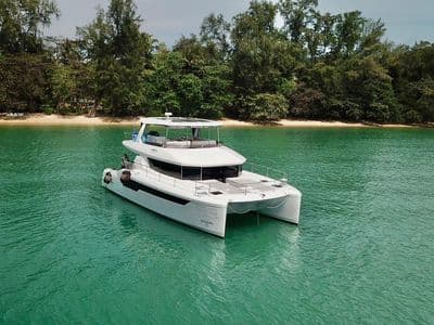 ZIM Leopard 53 Power Catamaran – catamaran charter Phuket