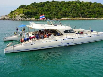 Emerald Gem catamaran cruising near Koh Samui