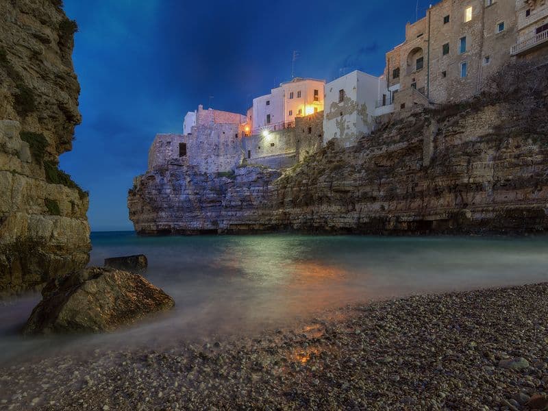 Lama Monachile cove between the cliffs of Polignano a Mare