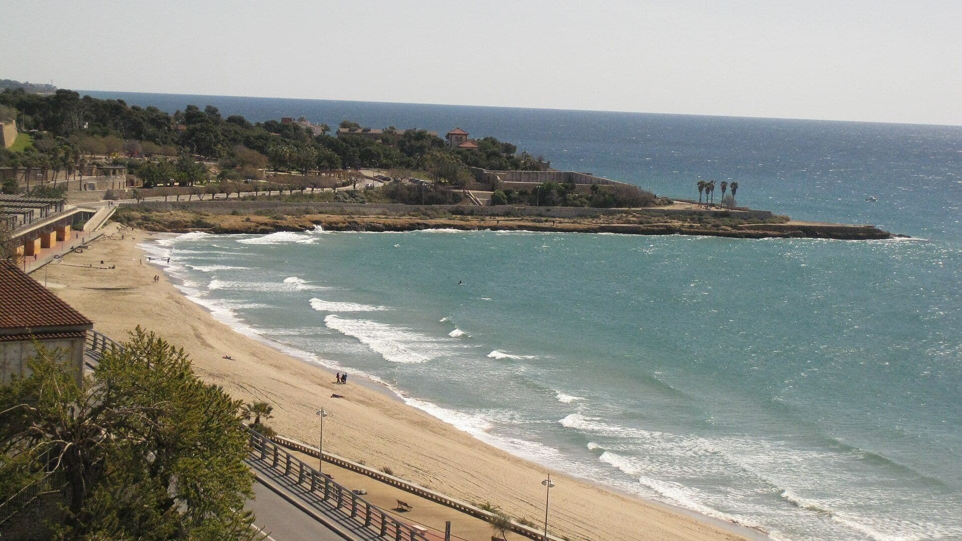 Plaža i rt Miracle u Tarragoni, pogled s Balcó del Mediterrani